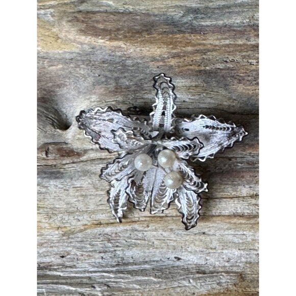 Vintage Sterling Silver Filigree Flower Brooch With Faux Pearls - Picture 6 of 6